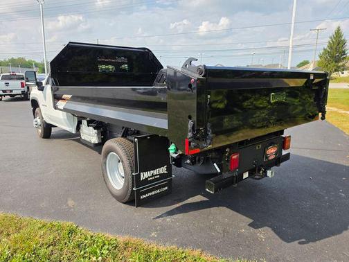 Summit White 2026 Chevrolet Silverado 3500 WT