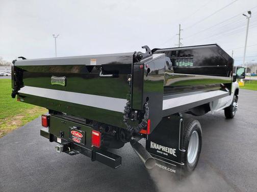 2026 Chevrolet Silverado 3500 WT