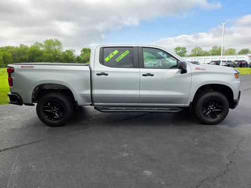 Silver Ice Metallic 2020 Chevrolet Silverado 1500 Custom Trail Boss