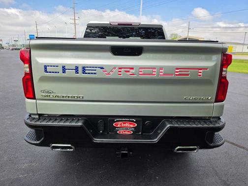 Silver Ice Metallic 2020 Chevrolet Silverado 1500 Custom Trail Boss