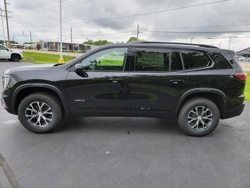 2025 GMC Acadia AWD AT4