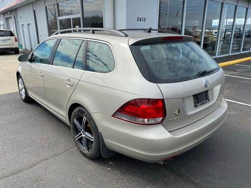 2014 Volkswagen Jetta SportWagen Auto S