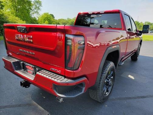 2025 GMC Sierra 2500 AT4