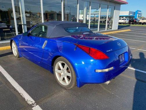 Daytona Blue Clearcoat Metallic 2004 Nissan 350Z Touring