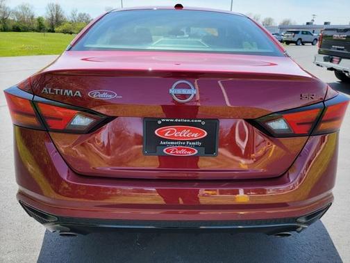 2024 Nissan Altima SR FWD
