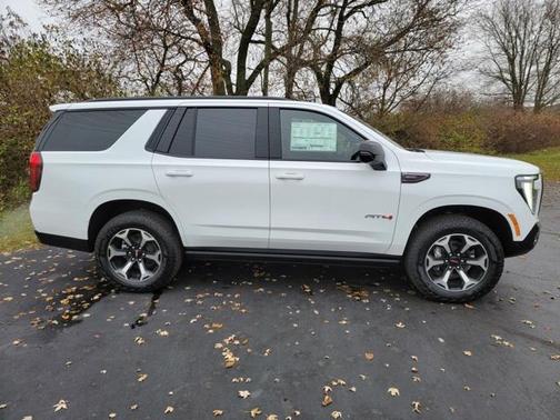 2026 GMC Yukon 4WD AT4