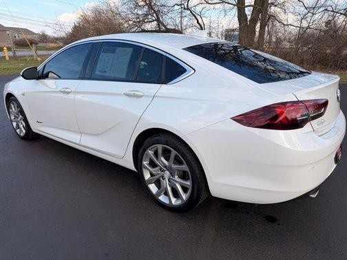 2019 Buick Regal Sportback AWD Avenir