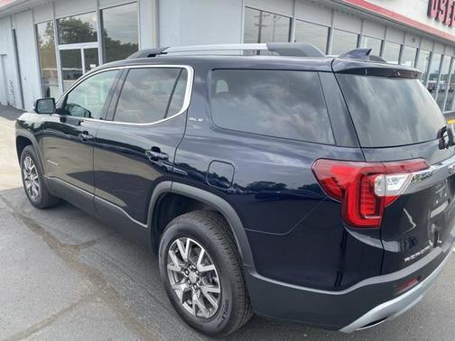 2022 GMC Acadia AWD SLE