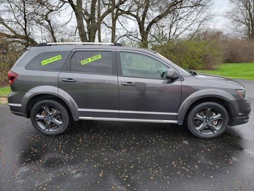 2020 Dodge Journey Crossroad