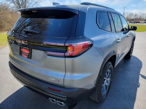 2025 GMC Acadia AWD AT4