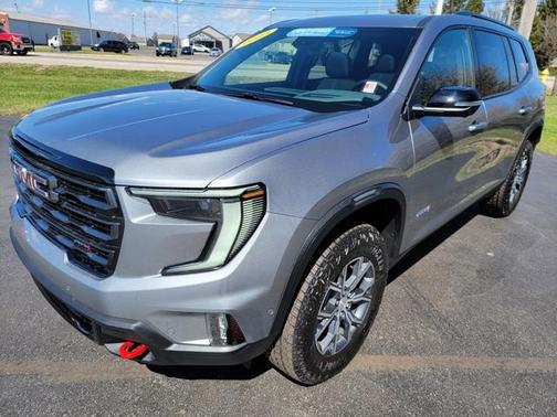 2025 GMC Acadia AWD AT4