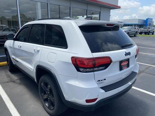 2019 Jeep Grand Cherokee Upland