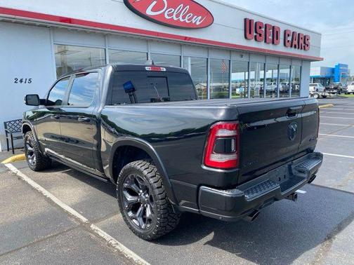 Diamond Black Crystal Pearlcoat 2020 RAM 1500 Limited