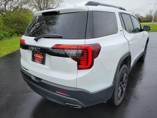 2023 GMC Acadia FWD SLT