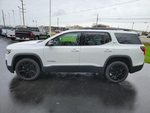 2023 GMC Acadia FWD SLT