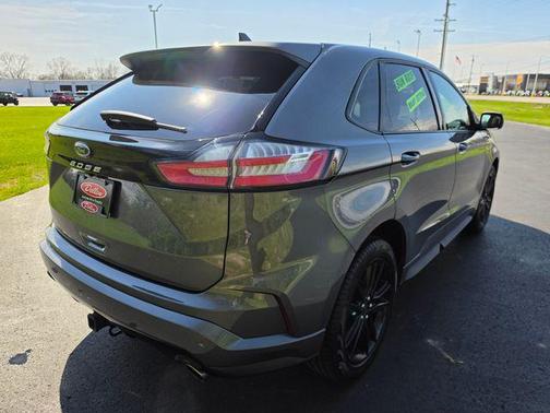 2021 Ford Edge ST Line