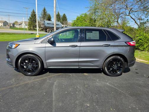 2021 Ford Edge ST Line
