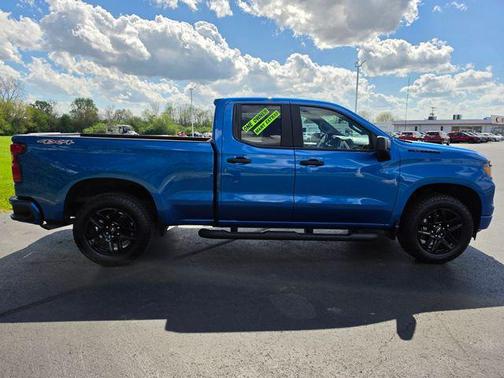 Glacier Blue Metallic 2024 Chevrolet Silverado 1500 Custom