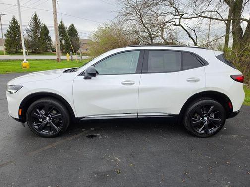 White Frost Tricoat 2023 Buick Envision Essence AWD