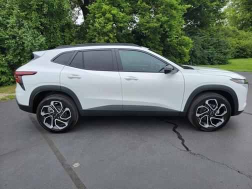 2025 Chevrolet Trax FWD 2RS