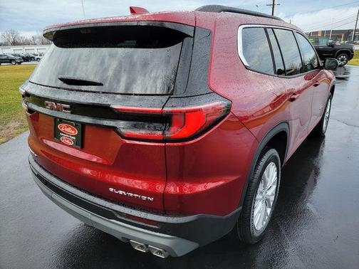 2026 GMC Acadia Elevation FWD
