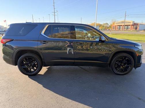2022 Chevrolet Traverse LS