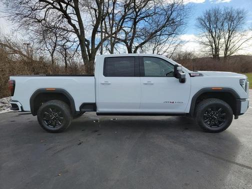 2026 GMC Sierra 2500 AT4