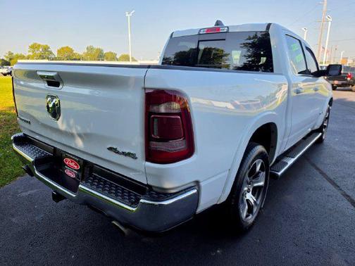 Bright White Clearcoat 2022 RAM 1500 Laramie