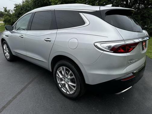 2022 Buick Enclave FWD Premium