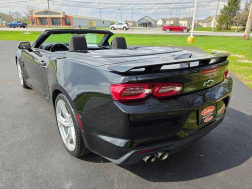 2020 Chevrolet Camaro RWD Convertible LT1