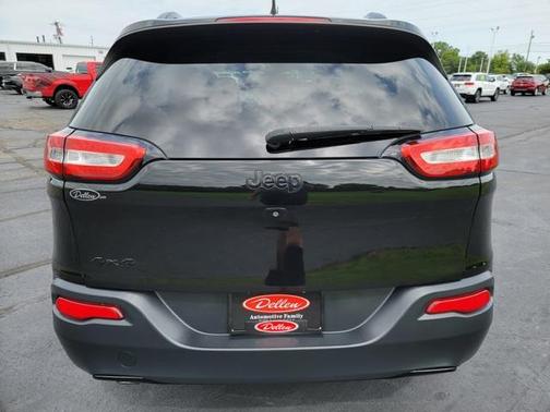 2018 Jeep Cherokee Latitude