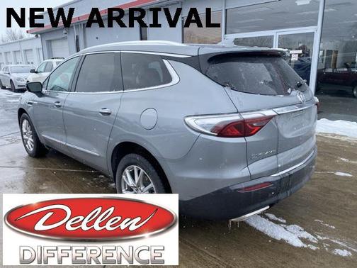 2023 Buick Enclave Essence AWD
