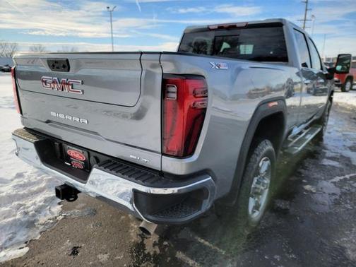 2026 GMC Sierra 2500 SLT
