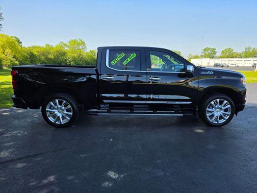 Black 2025 Chevrolet Silverado 1500 High Country