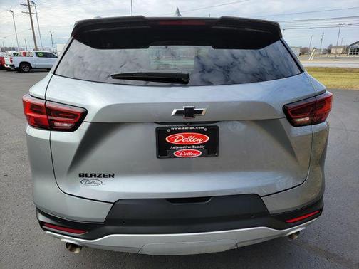 Sterling Gray Metallic 2024 Chevrolet Blazer 2LT