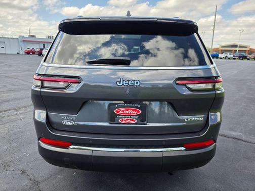 Baltic Gray Metallic Clearcoat 2023 Jeep Grand Cherokee L Limited