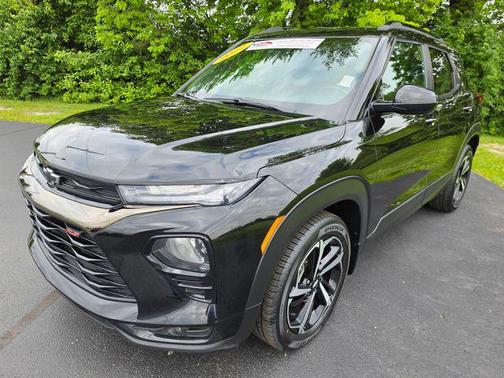 Mosaic Black Metallic 2022 Chevrolet Trailblazer RS