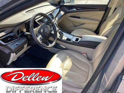 Pepperdust Metallic 2017 Buick LaCrosse Essence