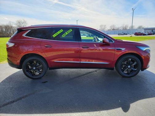 2024 Buick Enclave Essence AWD