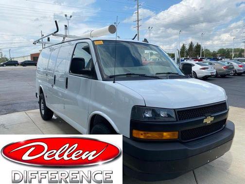 Summit White 2019 Chevrolet Express 2500 Work Van
