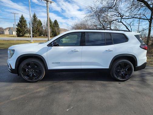 2026 GMC Acadia Elevation AWD