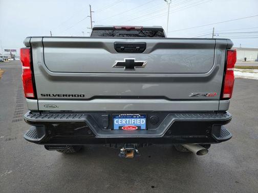 2024 Chevrolet Silverado 2500 4WD Crew Cab Standard Bed ZR2