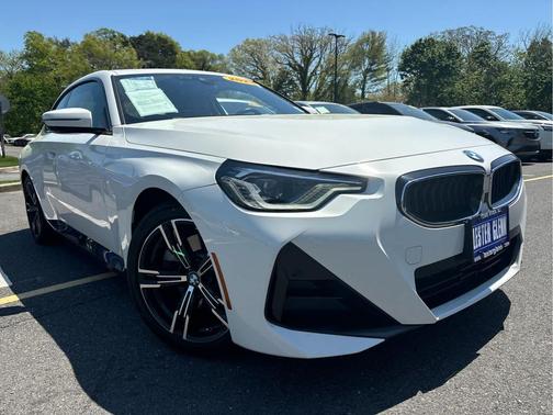 Alpine White 2023 BMW 230 i xDrive