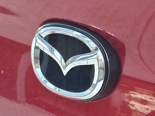 2025 Mazda Mazda3 FWD w/Preferred Package