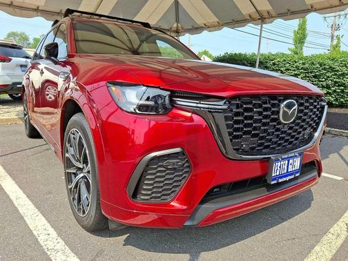 Soul Red Crystal Metallic 2025 Mazda CX-70 3.3 Turbo S Premium