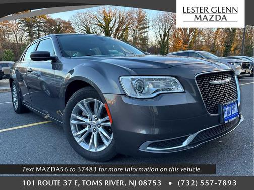 2019 Chrysler 300 Touring