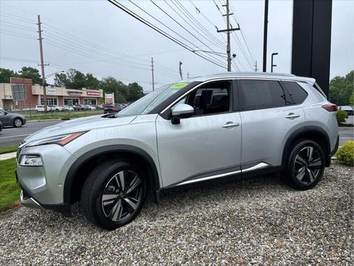 2021 Nissan Rogue Platinum