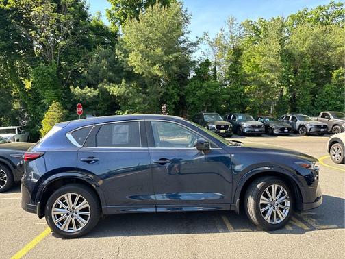 Deep Crystal Blue Mica 2023 Mazda CX-5 2.5 Turbo Signature