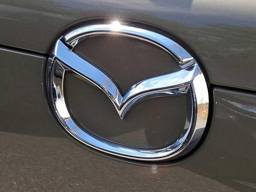 Zircon Sand Metallic 2025 Mazda CX-30 2.5 Carbon Turbo