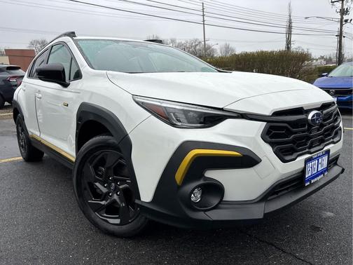 Crystal White Pearl 2024 Subaru Crosstrek Sport